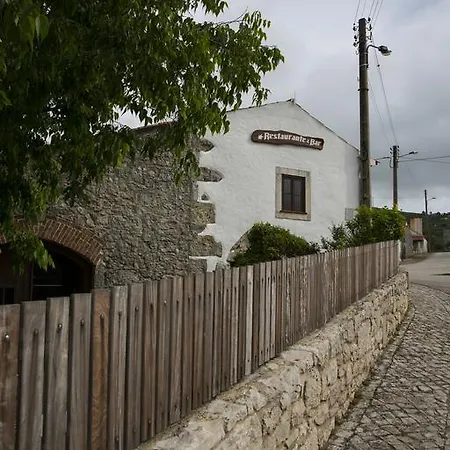 Flor Da Serra - Casa De Campo * Porto de Mos (Leiria)